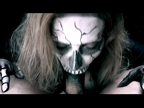 ❤️ Demon merch sugno ceiliog gyda'i geg du a llyncu cum. ❤❌ Just porn atom ni cy.pornhills-com.ru ️❤